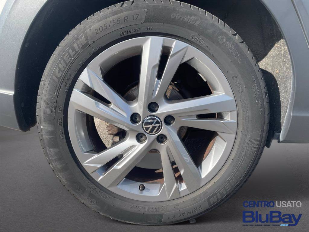 VOLKSWAGEN Taigo 1.0 TSI 110 CV DSG R-Line