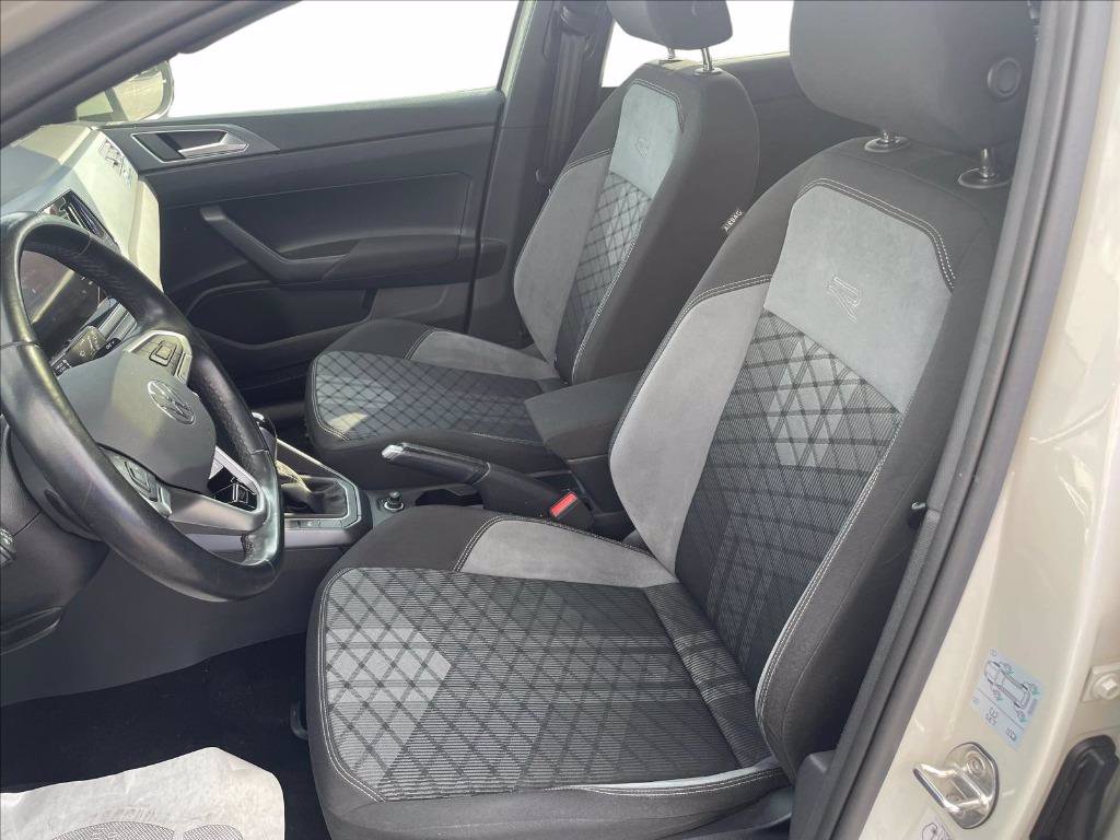 VOLKSWAGEN Taigo 1.0 TSI 110 CV DSG R-Line