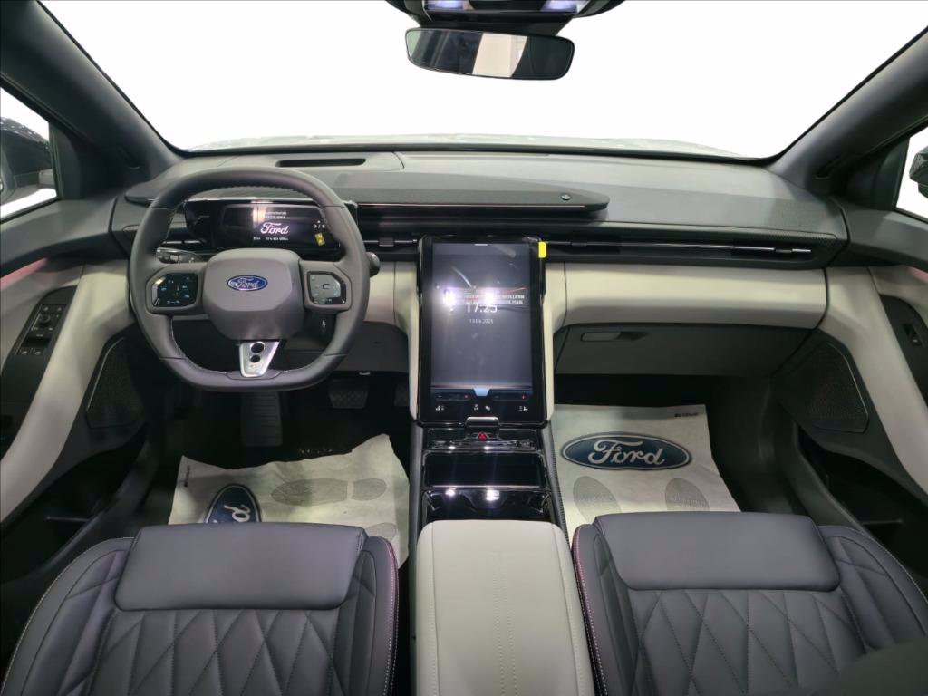 FORD Capri 77kWh Extended Range Premium rwd