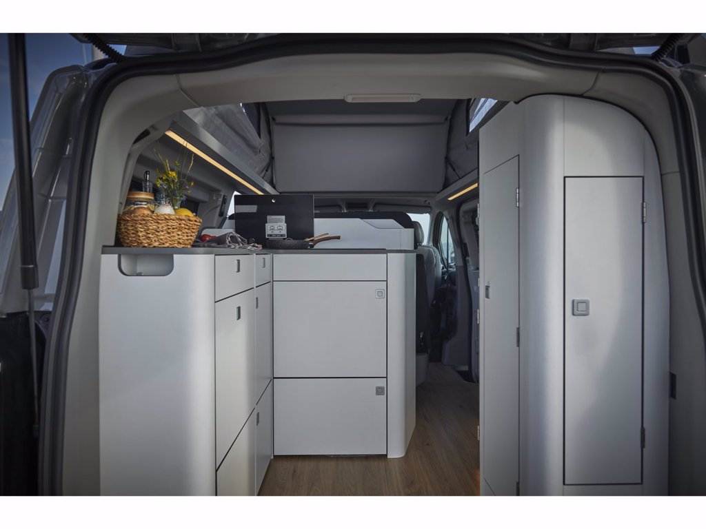 FORD Transit Custom Nugget Titanium 2.0 EcoBlue 170CV Automatica A8 320 L1H1