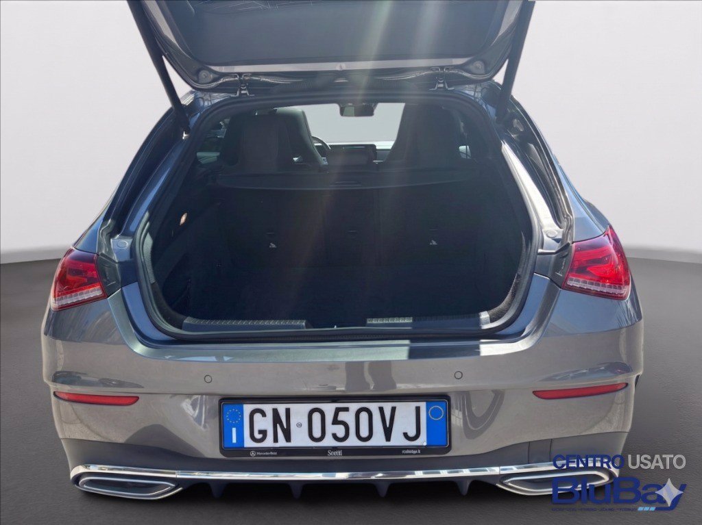 MERCEDES CLA Shooting Brake 200 d AMG Line Premium auto