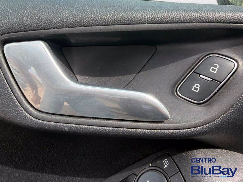 FORD Fiesta 5p 1.1 titanium gpl 75cv