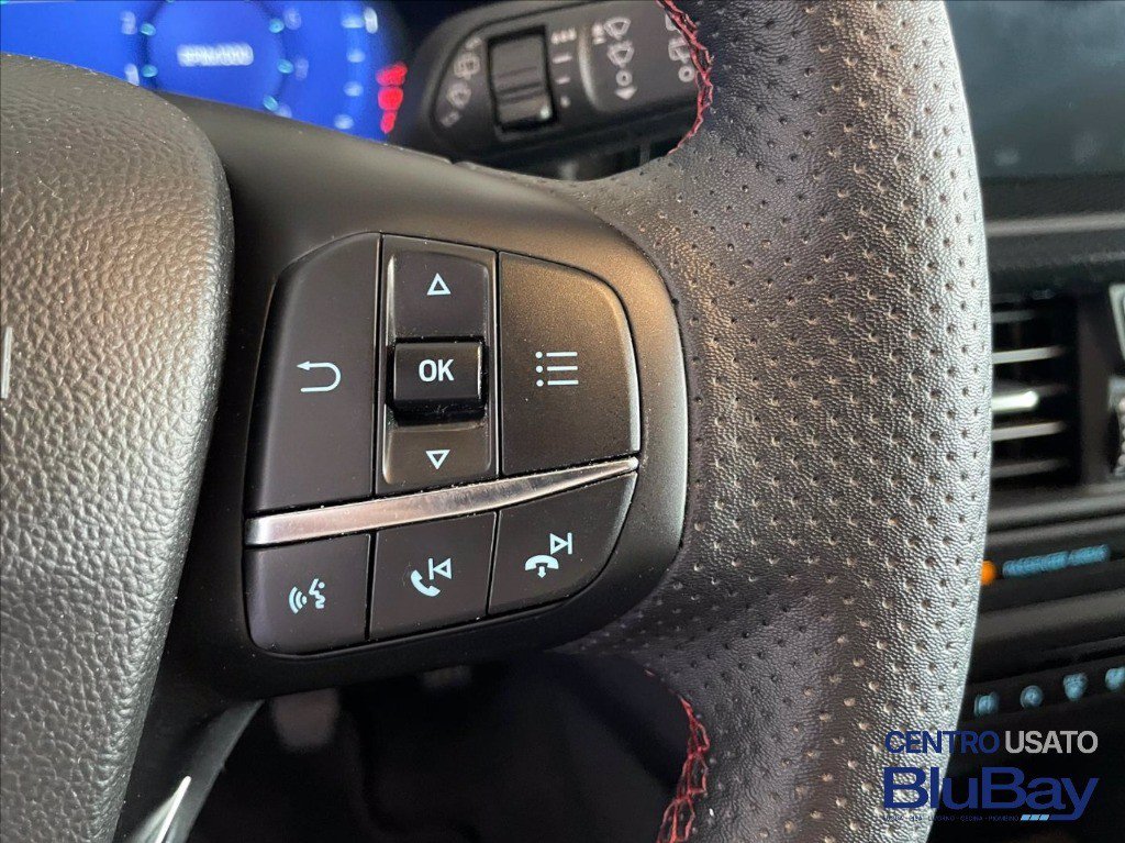 FORD Focus 1.0t ecoboost h st-line 125cv